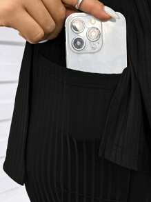 SHEIN Essnce 大码女装春夏时尚休闲运动舒适高弹力黑色基本款带口袋日常短袖T恤和裤子两件套，女士机场装，裤子套装，街头服饰，女士教堂服装，女士休闲套装，Y2k服装，女士夏季服装 - 黑色 - 查看 5