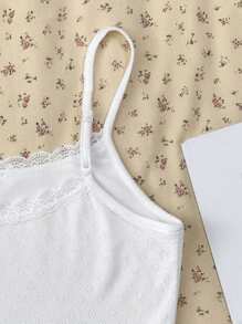 SHEIN Conjunto cómodo para adolescentes, con camiseta de tirantes, chaqueta de punto con estampado de corazón, short de cintura baja, uso casual, ropa de estar en casa, reuniones, vuelta al colegio - Blanco - Ver 4