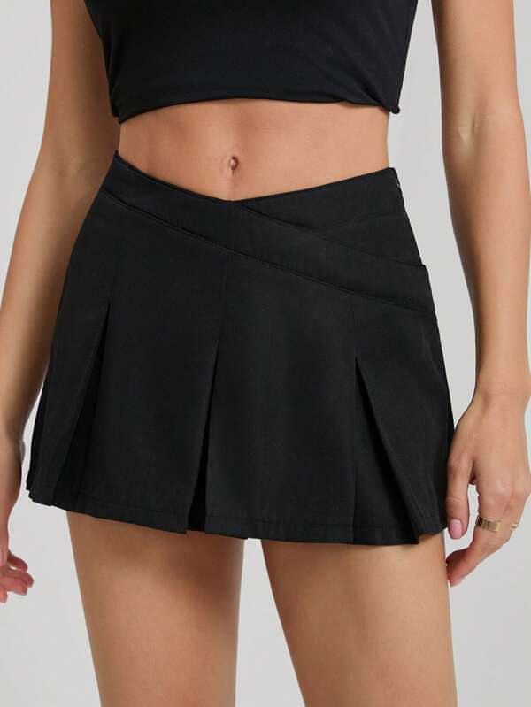 SHEIN Tall Women's Solid Color Asymmetrical Waist Pleated Mini Skirt