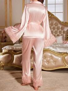 厚重蕾丝与真丝面料多层长袖睡衣套装