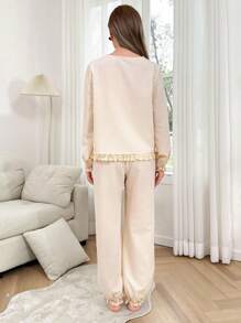 Dream Adore Set de pijamale cu mâneci lungi și pantaloni cu guler Peter Pan din dantelă