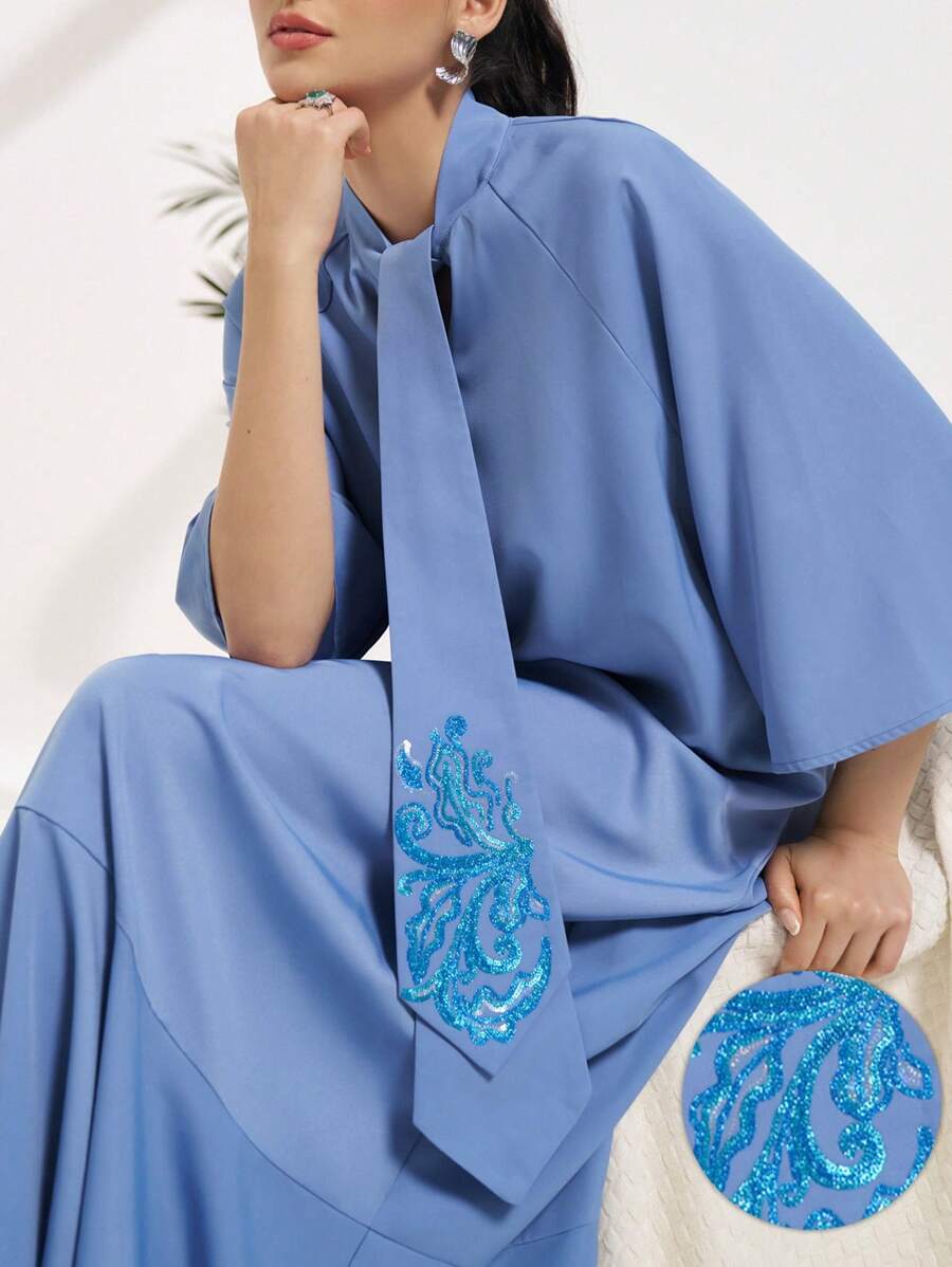 Al Najma 女士保守优雅亮片刺绣阿拉伯风格连衣裙 - 藍色 - 查看 1