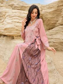 Al Najma 女士方领优雅蝴蝶拼布浪漫风格朴素卡夫坦，阿拉伯传统长裙 - 粉色 - 查看 1