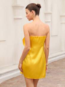 GENKIRA New Elegant French Style Sexy Strapless Mini Dress With Large Cinched Waist And Hollow-Out Design, Bodycon And Slim Fit Baby Yellow  For Summer - Yellow - View 6