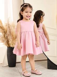 SHEIN Vestido de satén sin mangas rojo para niñas pequeñas estilo princesa con lazo, adecuado para fiestas - Rosa - Ver 6