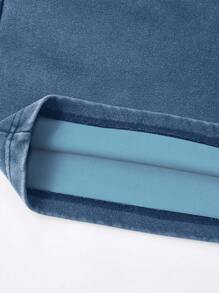 ROMWE MEN Street Life Men's Boxy Fit T-Shirt Set (Washed T-Shirt + Washed Shorts) - Blue - View 5