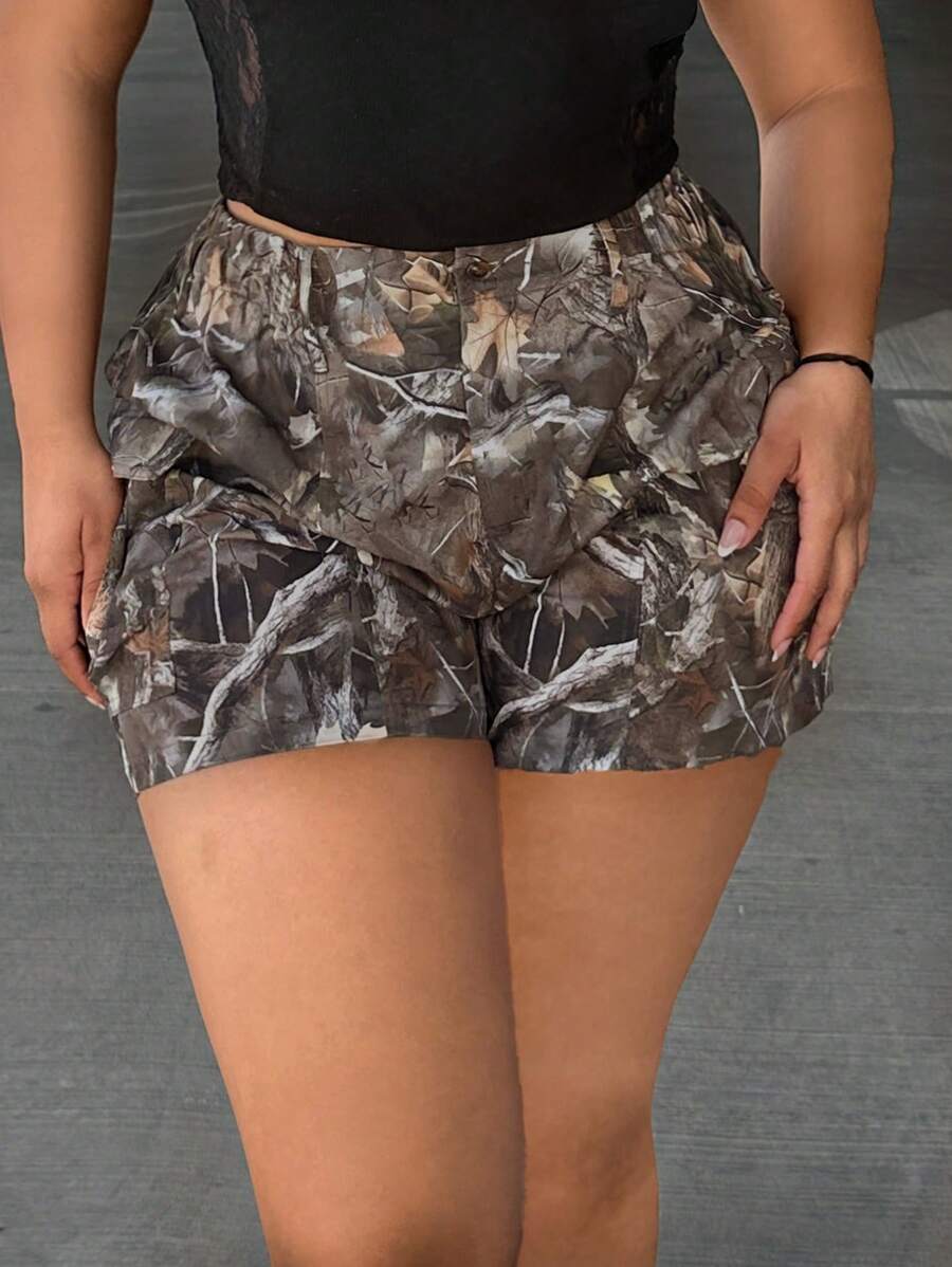 SHEIN EZwear 大码休闲修身工装短裤，印花设计，夏季/夏季/夏季，春季/春季女士海滩/早午餐/春假/狂欢节/乡村音乐会/伊比沙岛/纳什维尔 - 彩色 - 查看 1