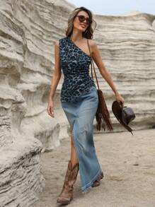 EMERY ROSE Elegant Leopard Print Shoulder Exposed Blouse, Suitable For Multiple Occasions  - Blue - View 4