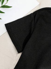 SHEIN 2件套男童休闲宽松翻领短袖Polo衫和裤子套装 - 黑色 - 查看 3