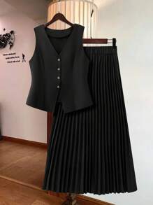 SHEIN Clasi Plus Size Women Jednokolorowy Bezrękawnik i Spódnica Plisowana w kształcie litery A Zestaw 2 Części