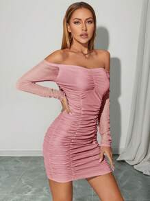Firerie Vestido ajustado de manga larga con hombros descubiertos y volantes de unicolor sexy - Rosa - Ver 3