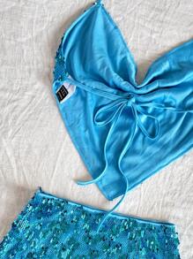 Soleia أزياء صيفية للنساء، طقم من قطعتين للنساء، أزياء عطلة النساء، عيد الفصح، أزياء شاطئية للنساء، ملابس غربية للنساء، أزياء عيد ميلاد للنساء، أزياء حفلات موسيقية للنساء، أزياء مهرجانات راف، طقم قطعتين للنساء من توب حلاقي بترتر أزرق وتنورة قصيرة شقوق في الخصر، أزياء مهرجانات موسيقية