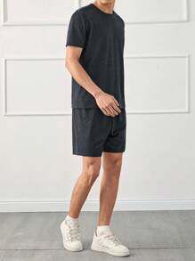 RueChic Ensemble de t-shirts réguliers pour hommes avec imprimé de rayures spéciales et patchs