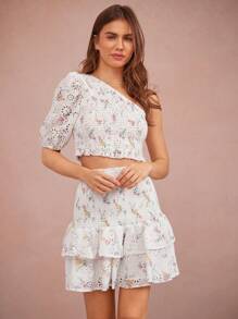 WESTFADE 夏季西部花卉印花编织孔眼不对称单肩褶饰半袖荷叶边短款上衣 - 彩色 - 查看 5