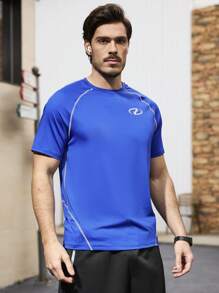 Manfinity Sport Corelite Men's Geometry Pattern Raglan Short Sleeve Sports T-Shirt