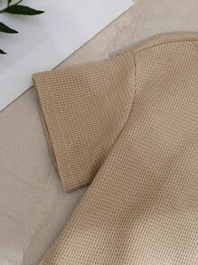 SHEIN 2pcs Boys Casual Loose Collar Short Sleeve Polo Shirt & Pants Set - Khaki - View 3