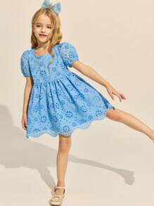 SHEIN Leap Crew Vestido mini elegante de color azul cielo sólido con mangas abullonadas y bordado para niñas, primavera/verano - Azul - Ver 3