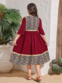 SHEIN Leap Crew Robe à manches courtes élégante et glamour de style rétro pour jeunes filles avec motif patchwork - Rouge foncé - Voir 2