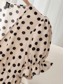 CosyJoli 大码女式荷叶边波尔卡圆点印花深 V 领系带多层衬衫，休闲法式风格 - 彩色 - 查看 5