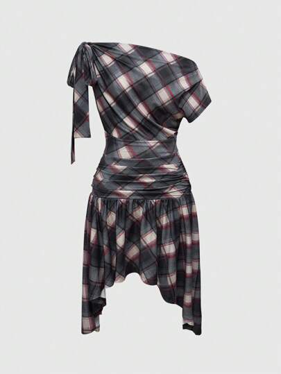 Grunge Punk Vestido con estampado de cuadros, diseño asimétrico en el hombro, drapeado en la cintura y bajo asimétrico con estilo retro