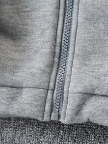 SHEIN 4-7 岁男孩保暖内衬运动套装，舒适时尚的休闲运动服，适合节日、生日、派对、日常穿着、秋季、春季、冬季、家居服，包含长袖夹克和裤子套装 男童运动服男童慢跑套装男童慢跑套装男童运动服男童运动服 - 深灰色 - 查看 3