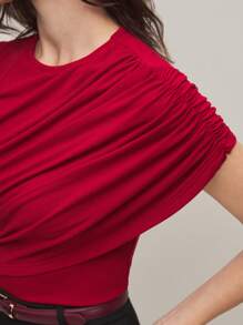 BizChic Red Women's Casual Off Shoulder T-Shirt, No Wrinkle, Suitable For Spring And Summer - Red - View 6