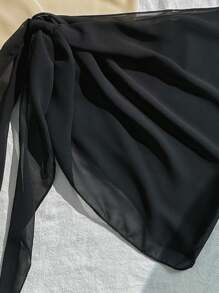 Swim Basics Bộ 2 váy lưới bất đối xứng buộc nơ màu trơn đi biển cho kỳ nghỉ - Màu be - Xem 3