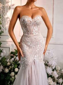 Glamrae Elegante, lujoso y romántico vestido de cola de sirena con parches de tul, detalles florales en 3D, aplicaciones de lentejuelas y encaje sin tirantes, adecuado para ceremonia de boda, vestido de novia