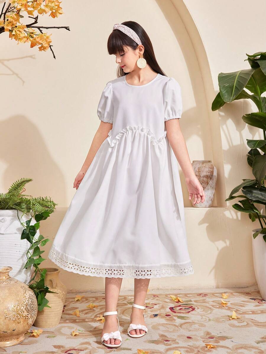 SHEIN Tween 女童白色中长宽松腰部不对称下摆和荷叶边装饰圆领短款泡泡袖休闲日常百搭连衣裙,适合上学、郊游、度假、春夏,适合所有体型 - 白色 - 查看 1