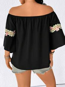 SHEIN LUNE 大码女式露肩花卉装饰衬衫，休闲中式度假装，适合派对、聚会、街头出游、春夏季 - 黑色 - 查看 2