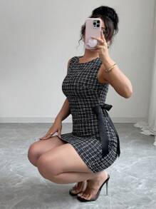 Elenzga 无袖圆领收腰优雅浪漫中长连衣裙，适合女士、办公室和通勤穿着 - 黑色 - 查看 5