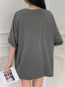 DAZY T-shirt oversize casual da donna con stampa slogan, scollo rotondo, spalle scoperte