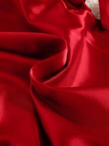 SHEIN Newborn Baby Girl Soft Woven Solid Color Satin Tie Bathrobe