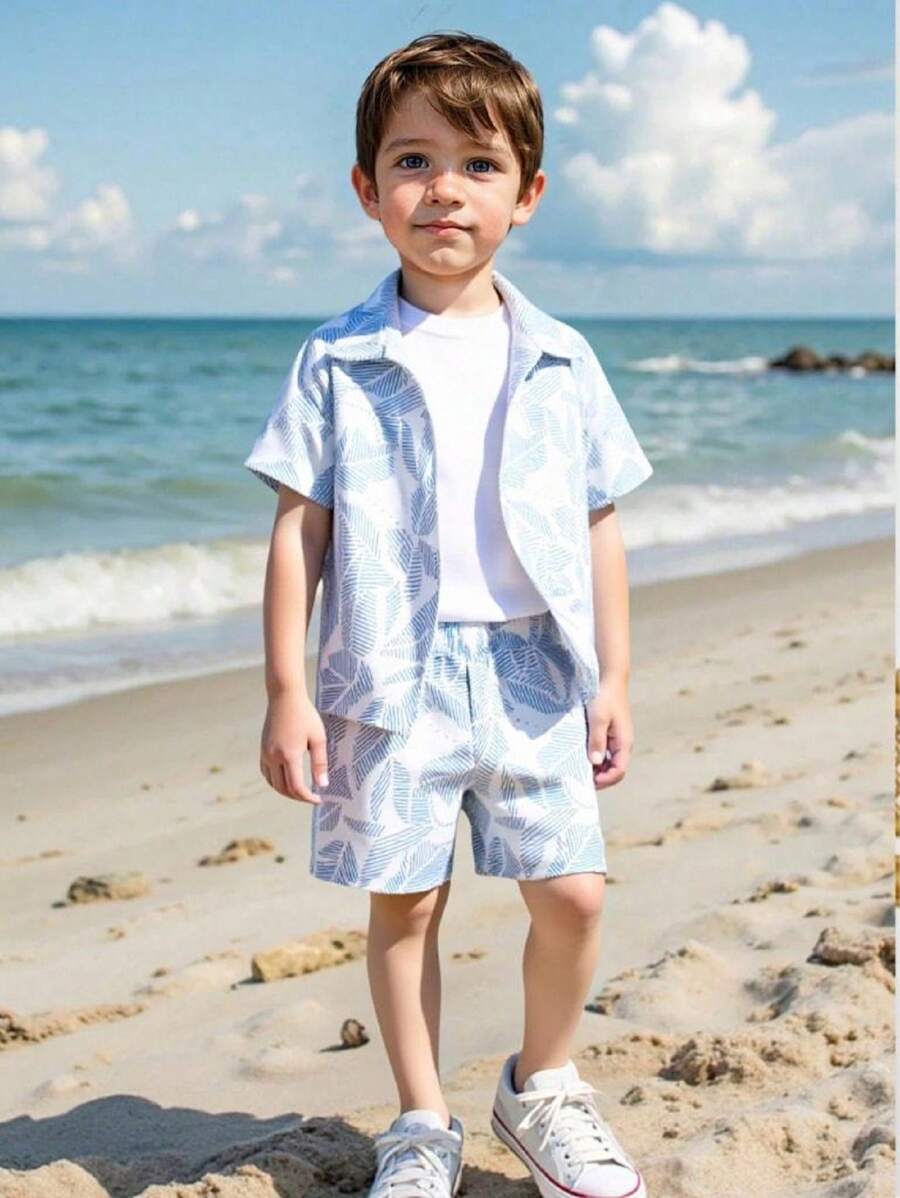 SHEIN Conjunto de camisa de manga corta y pantalones cortos de lino con estampado tropical de plantas para niño joven, ideal para vacaciones de verano