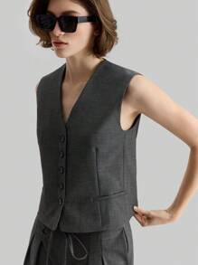 Ontre Women Solid Color Sleeveless Casual Tops, Minimalist Fashion For Everyday Wear - Grey - View 5