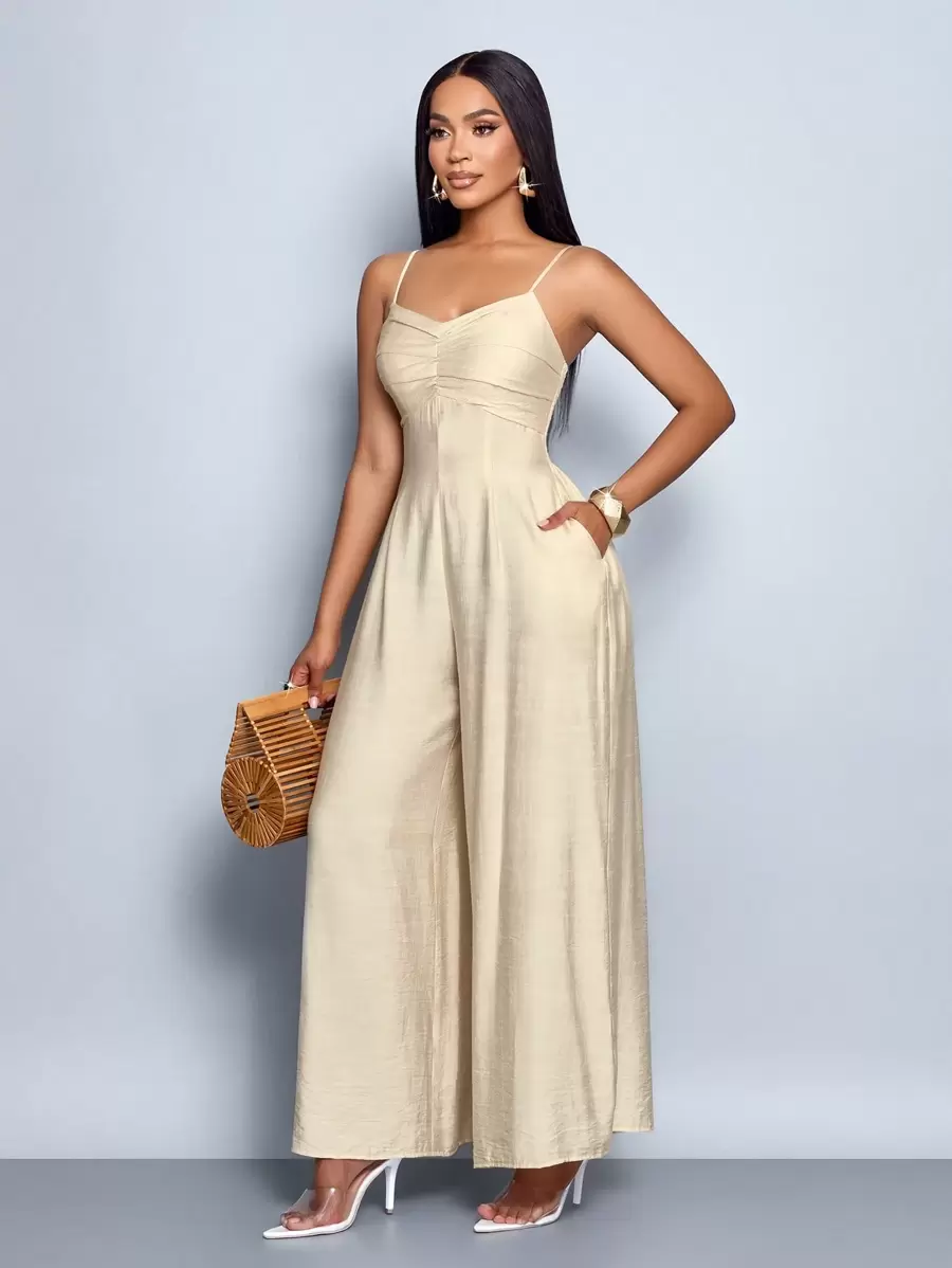 SOLERSUN 女式垂褶前垂领系带露背阔腿吊带连体裤，适合日常穿着和度假 - 杏色 - 查看 1