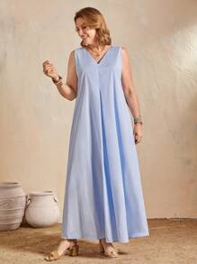 EMERY ROSE Sleeveless V-Neck Striped Dress For Women