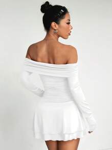 SHEIN Unity 1 件女士休闲、日常、通勤、购物红色褶皱露肩连衣裙，双层荷叶边下摆，适合新年衣服 - 白色 - 查看 2