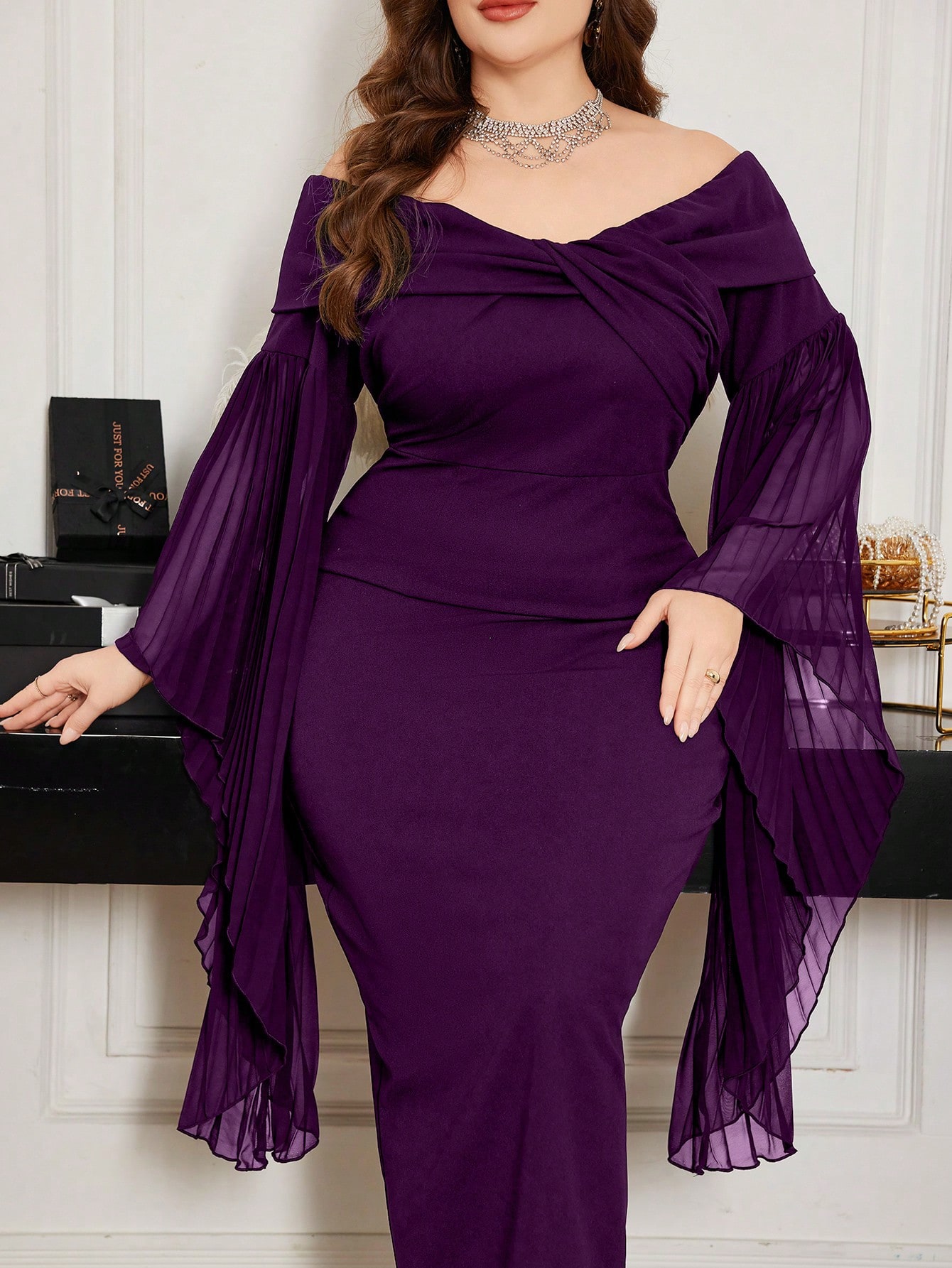 Modelyn فستان ضيق مرتديلاطيات الحجم الكبير للسيدات...