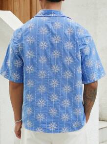 Manfinity RSRT Trang phục thường ngày dành cho nam với phong cách nghỉ dưỡng trên bãi biển, gồm áo sơ mi ngắn tay thường ngày bằng vải lưới thêu màu xanh Địa Trung Hải cổ điển, lãng mạn. - Màu xanh lam - Xem 6