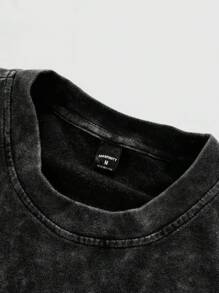 Manfinity EMRG Men's Casual Distressed Person & Letter Printed T-Shirt - Black - View 4