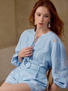 MOTF PREMIUM LINEN FLORAL EMBROIDERY BLOUSE - Blue - View 2
