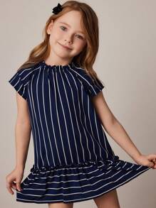 PrepCrw Vestido de estilo universitario con volantes en el dobladillo y rayas azules para niñas jóvenes en primavera/verano - Azul y blanco - Ver 3