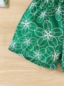 SHEIN Set 2 bucăți pentru fete tinere: top cu mâneci tip șapcă cu imprimeu floral și pantaloni scurți, casual