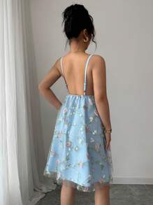 Breezaya 优雅束腰细肩带网眼刺绣花卉浅蓝色娃娃裙，春夏 - 淺藍色 - 查看 2