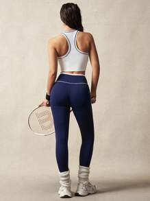 VARSITIE 白色高弹力撞色边饰印花短款运动背心 - 白色 - 查看 2