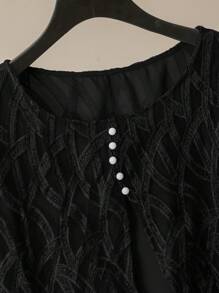 SHEIN Lacomfia 2 件套大码女士优雅网眼拼布圆领 3/4 袖宽松衬衫和松紧腰裤套装，春秋 - 黑色 - 查看 5