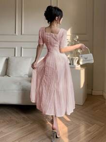 DAZY 女士纯色方领短袖荷叶边下摆优雅纹理连衣裙夏季优雅吊带长裙 - 淺粉色 - 查看 3
