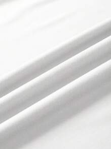 Flirla 大码女式夏季 Y2K 樱桃、羊角面包和蓝莓印花短款上衣 - 白色 - 查看 4