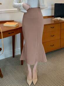 Wynsel 女士纯色休闲半身裙，时尚百搭，适合夏季、秋季和冬季穿着，荷叶边设计更添时尚感。 - 卡其色 - 查看 3